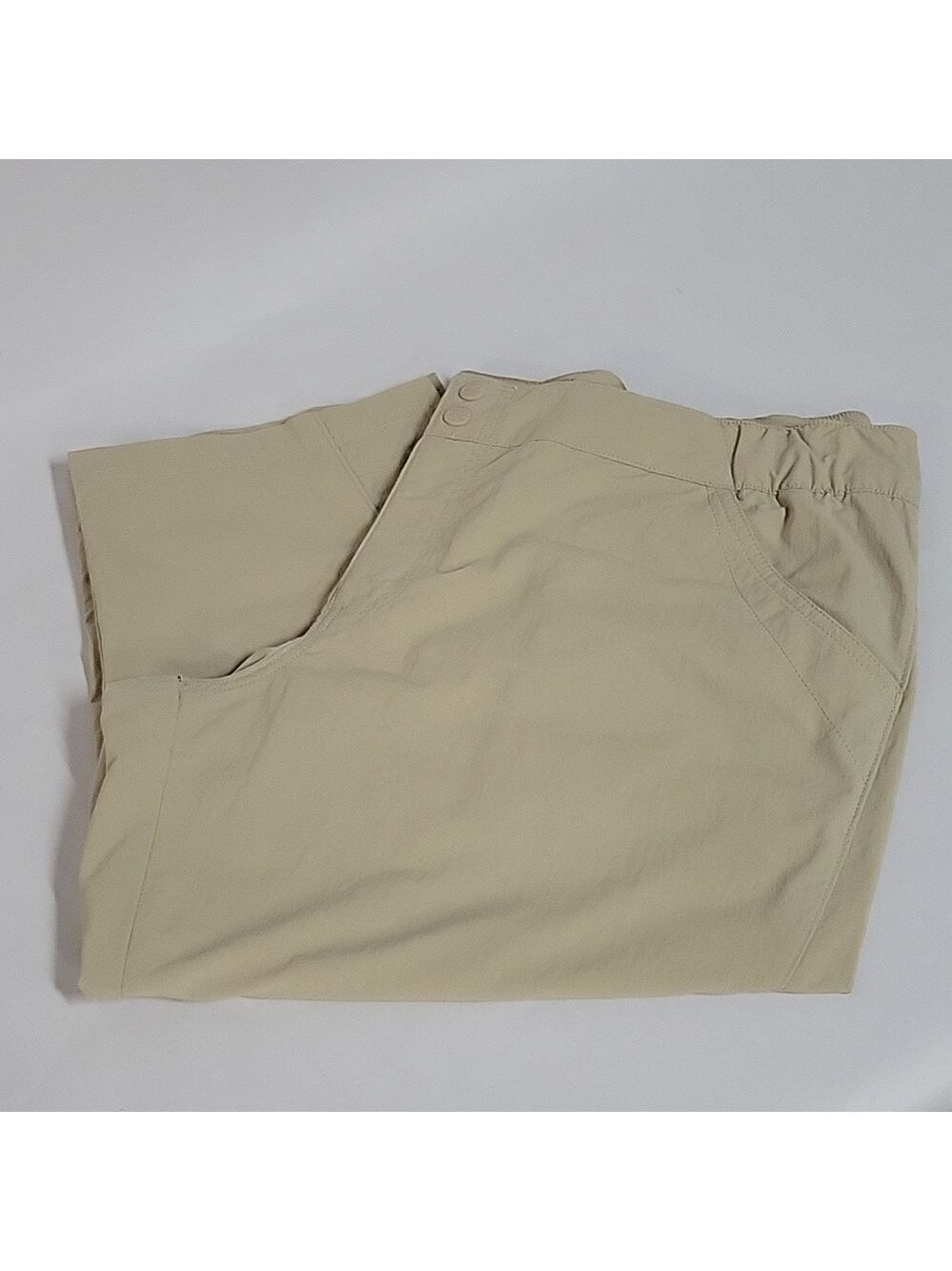 Columbia Women's PFG Khaki Nylon Shorts, Size XL